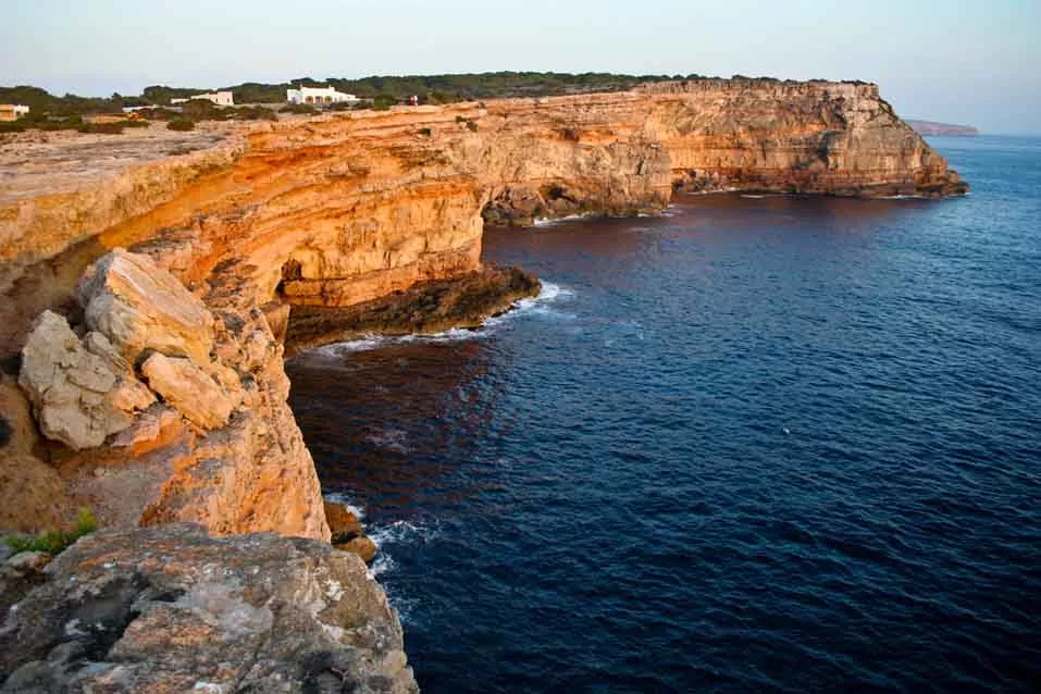 acantilados-punta-rassa