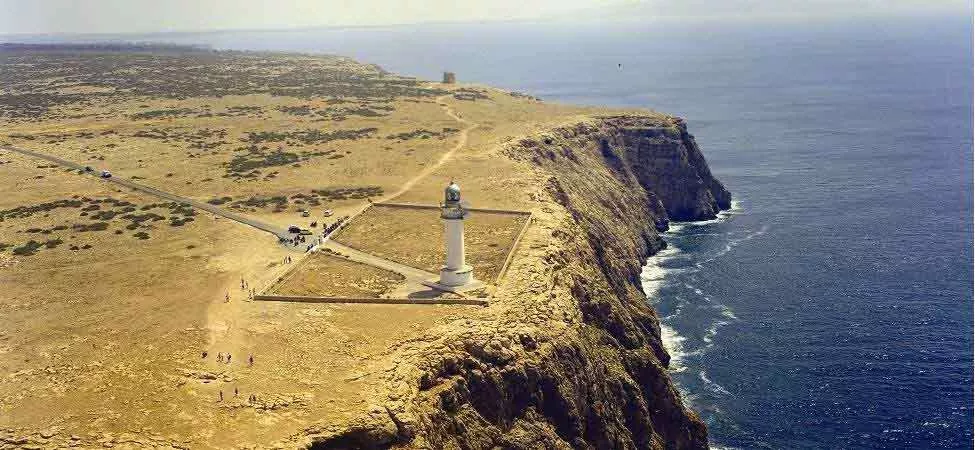 faro-del-Cabo-de-Barbaria
