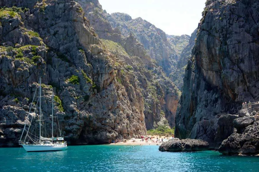 cala-torrent-de-pareis-2