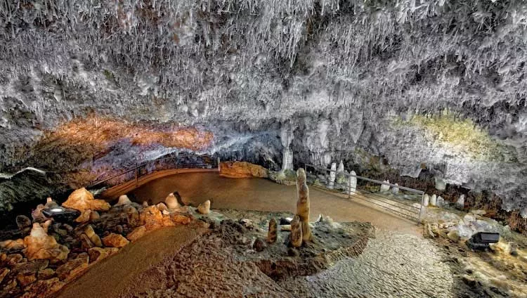 cueva-el-soplao-4