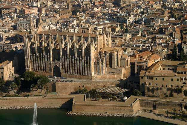 catedral-de-mallorca-vista-aerea-2