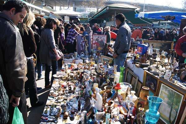Mercadillo-dels-Encants-puestos