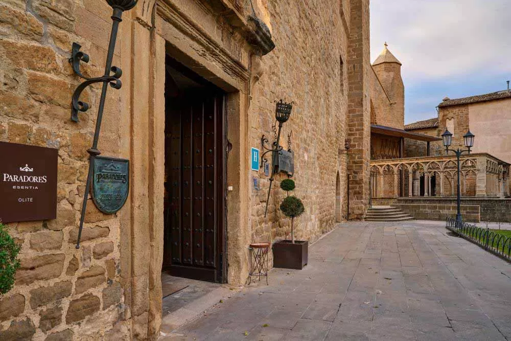 Castillo-de-Olite-parador