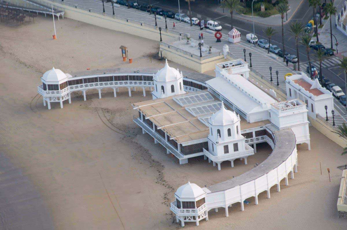 El balneario de la Caleta de Cádiz